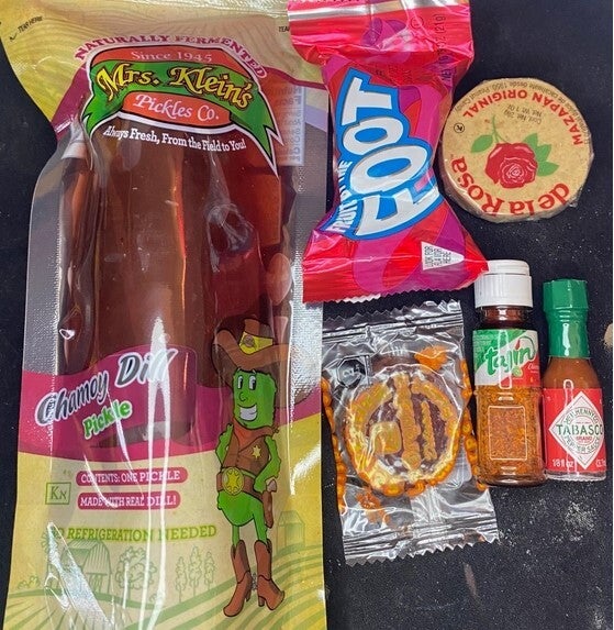 Chamoy Pickle Kit W/ Hot Cheetos – BussinSnacks